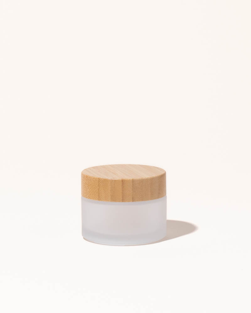 1.7oz / 50ml frosted glass & bamboo jar