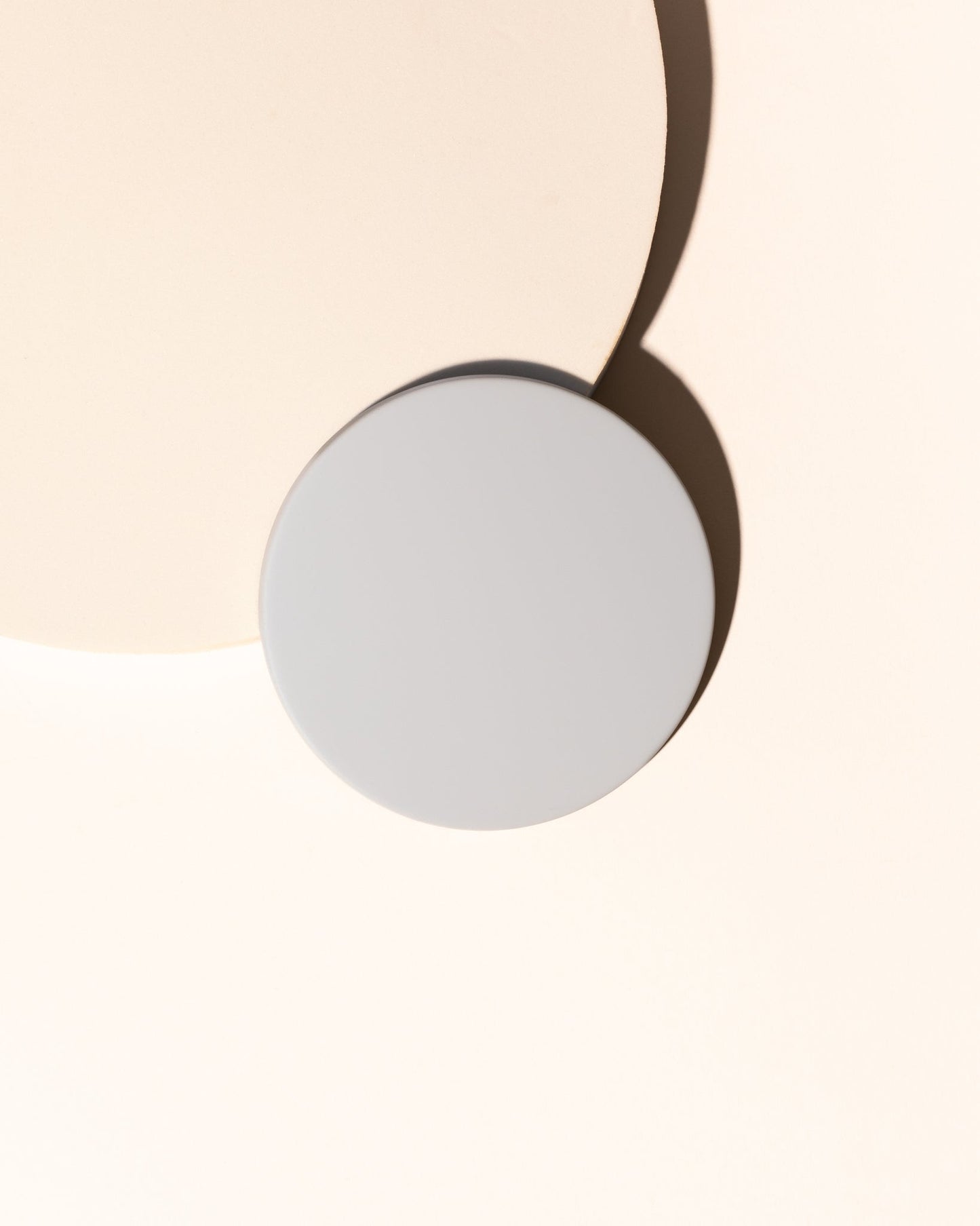 thin metal candle lid